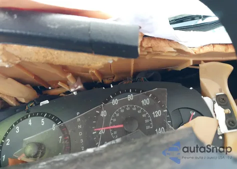 2004 Hyundai Elantra Gls/Gt from USA, damaged, VIN KMHDN46D74U737663